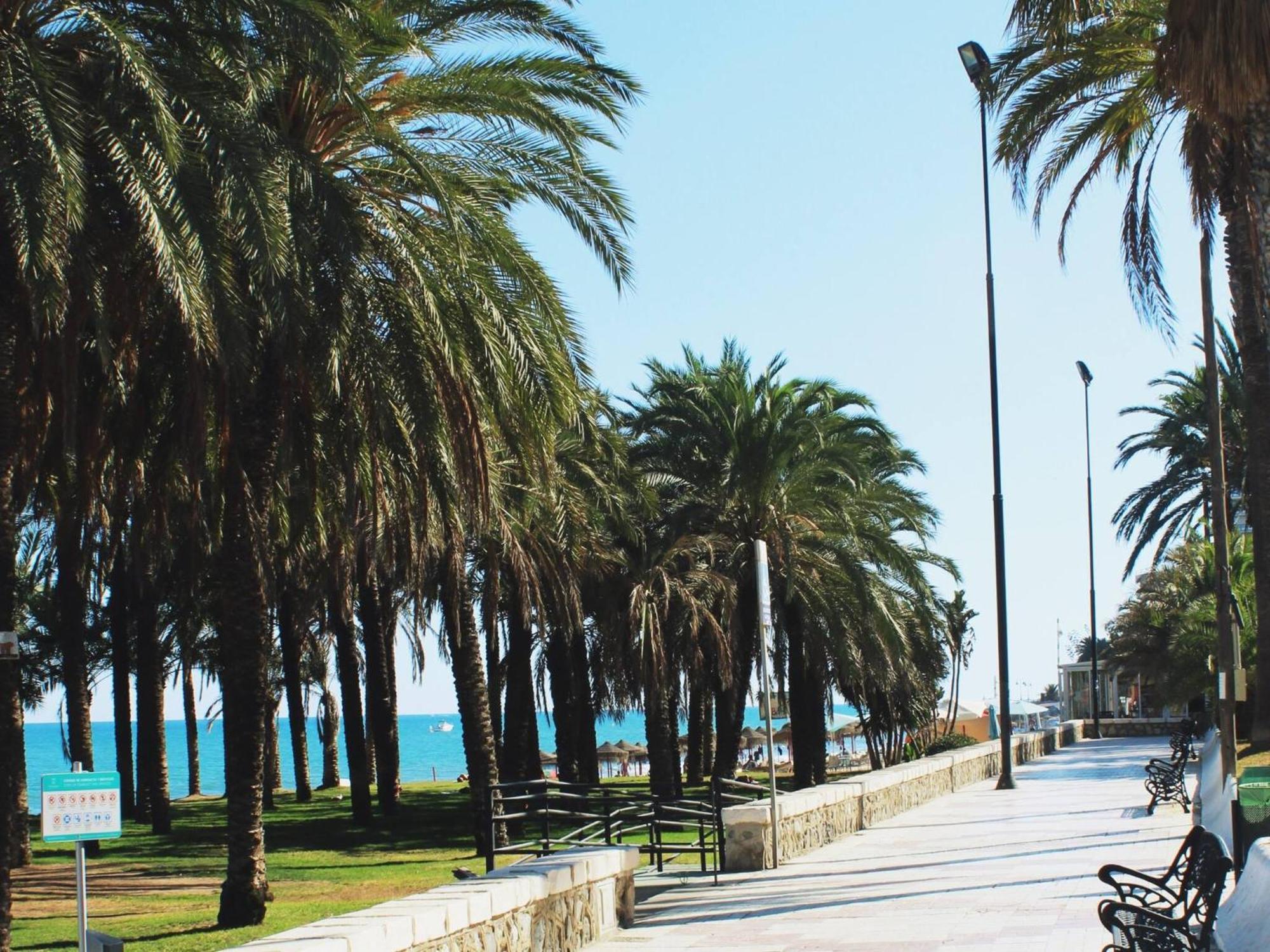 Esplendido Apartamento A Pie De Playa En Torremolinos Exterior photo